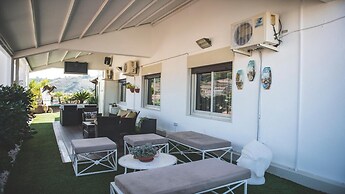 B&B Panoramic