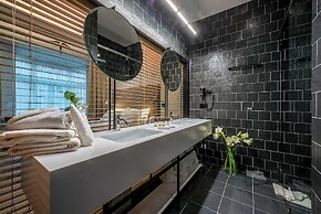Artagonist Art Hotel