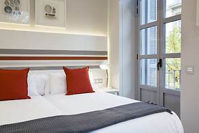 Legazpi Doce Rooms & Suites