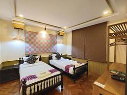 Mr. Charles Hotel
