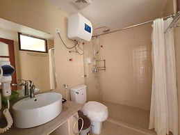 Mr. Charles Hotel