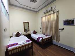 Mr. Charles Hotel