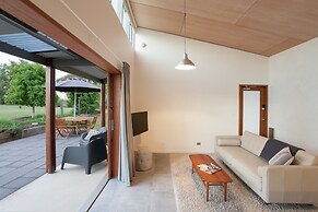 Studio 367