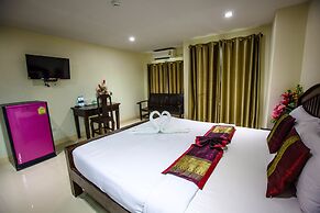 Maharaj Grand