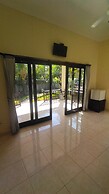 Bintang Beach Villas