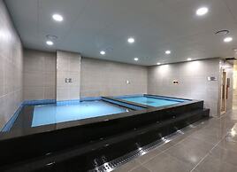 Seogwipo JS Hotel