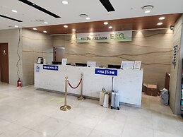 Seogwipo JS Hotel