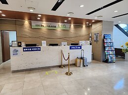 Seogwipo JS Hotel