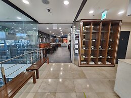 Seogwipo JS Hotel