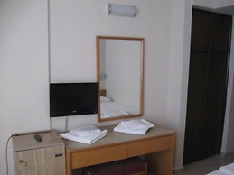 Isinda Hotel