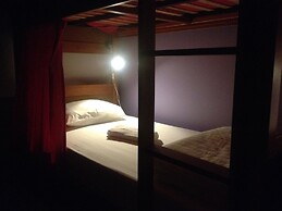 Ey Lisbon Hostel