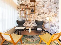 Splendid Hotel Lac d'Annecy - Handwritten Collection