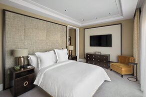 Four Seasons Hotel London at Tower Bridge