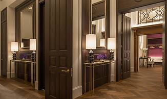 Four Seasons Hotel London at Tower Bridge