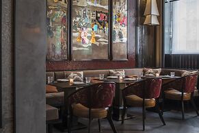 Four Seasons Hotel London at Tower Bridge