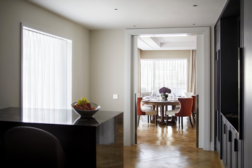 Four Seasons Hotel London at Tower Bridge