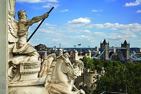 Four Seasons Hotel London at Tower Bridge