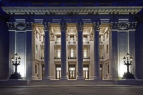 Four Seasons Hotel London at Tower Bridge