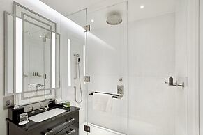 Four Seasons Hotel London at Tower Bridge