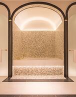 Four Seasons Hotel London at Tower Bridge