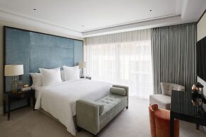Four Seasons Hotel London at Tower Bridge