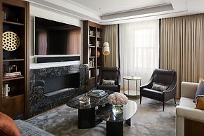 Four Seasons Hotel London at Tower Bridge