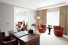 Four Seasons Hotel London at Tower Bridge