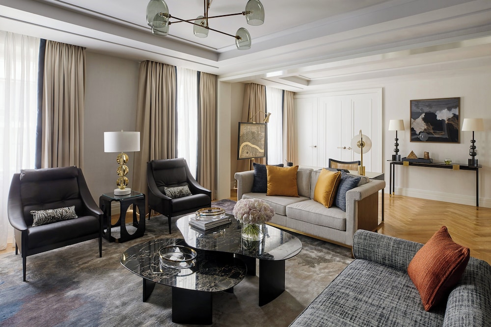 Four Seasons Hotel London at Tower Bridge