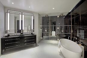 Four Seasons Hotel London at Tower Bridge