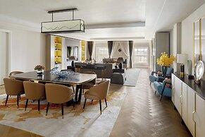 Four Seasons Hotel London at Tower Bridge