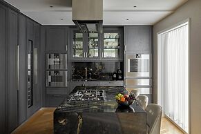 Four Seasons Hotel London at Tower Bridge