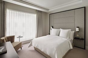 Four Seasons Hotel London at Tower Bridge