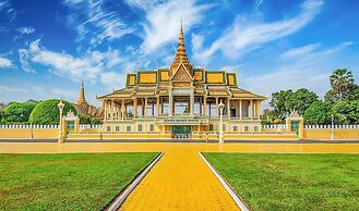 Monivong Clover Hotel