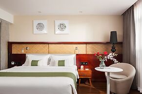 Monivong Clover Hotel