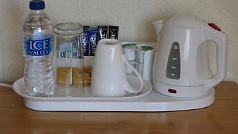 Broadwell Guest House