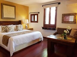 Casa Aurea