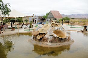 Daisy Country Lodge