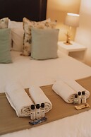 Caza Beach Guesthouse