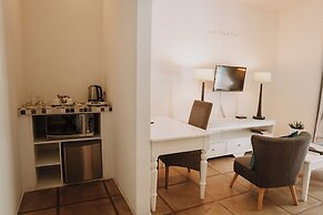 Caza Beach Guesthouse