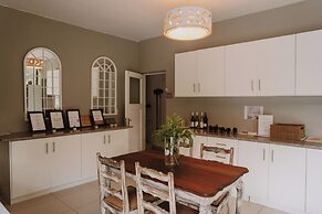 Caza Beach Guesthouse