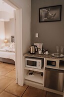 Caza Beach Guesthouse