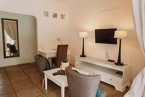 Caza Beach Guesthouse