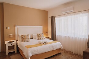 Caza Beach Guesthouse