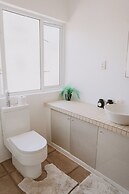 Caza Beach Guesthouse