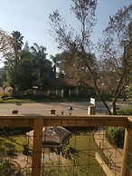 Autumn Breeze Manor