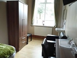 Hayat Hotel