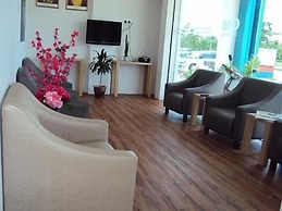 GM City Hotel