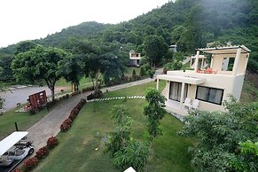 Hi - Scene Resort
