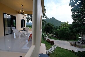 Hi - Scene Resort