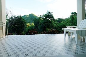 Hi - Scene Resort
